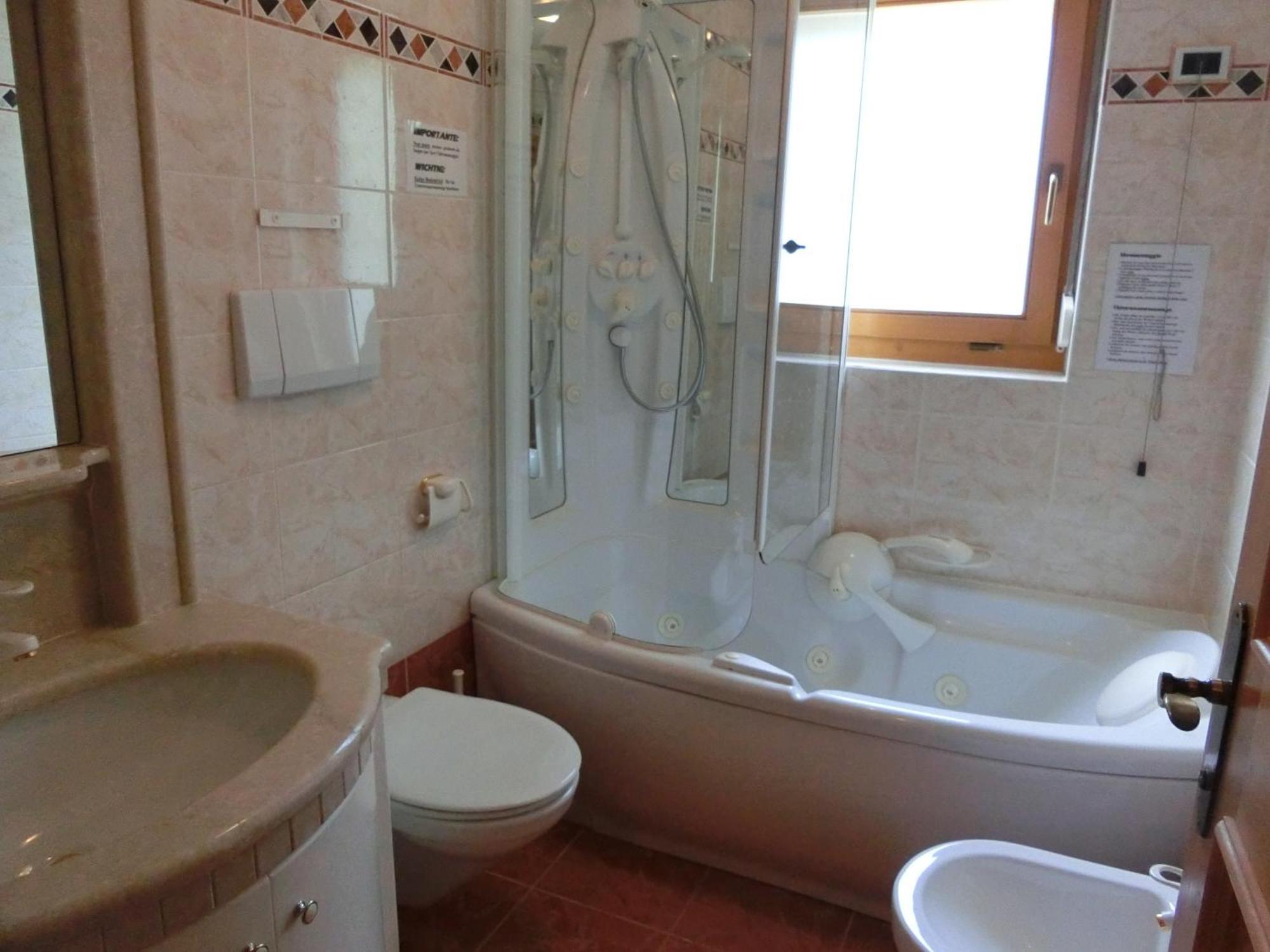 Aparthotel Garni Criss Colfosco Esterno foto